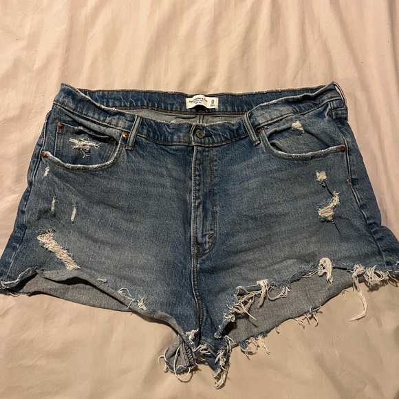 Abercrombie Shorts - Picture 1 of 3